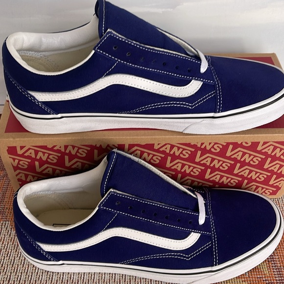 Vans WMNS Old Skool
Color Theory Beacon Blue
VN0005UFBYM
Sneakers - Picture 4 of 16